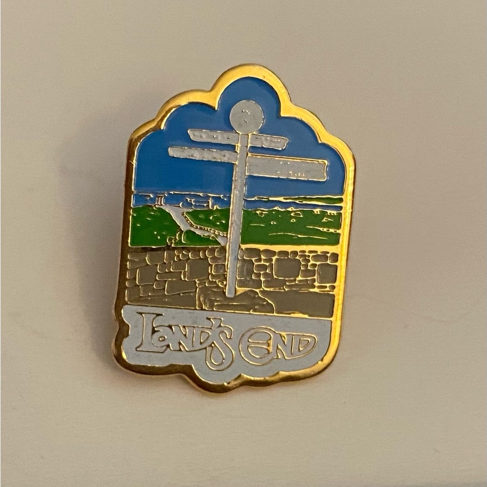 💥Lands' End Cornwall Enamel Pin